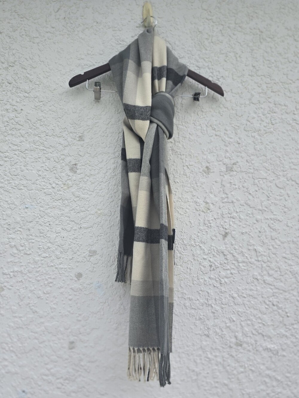 J. Crew Men's Gray & Cream Plaid Scarf